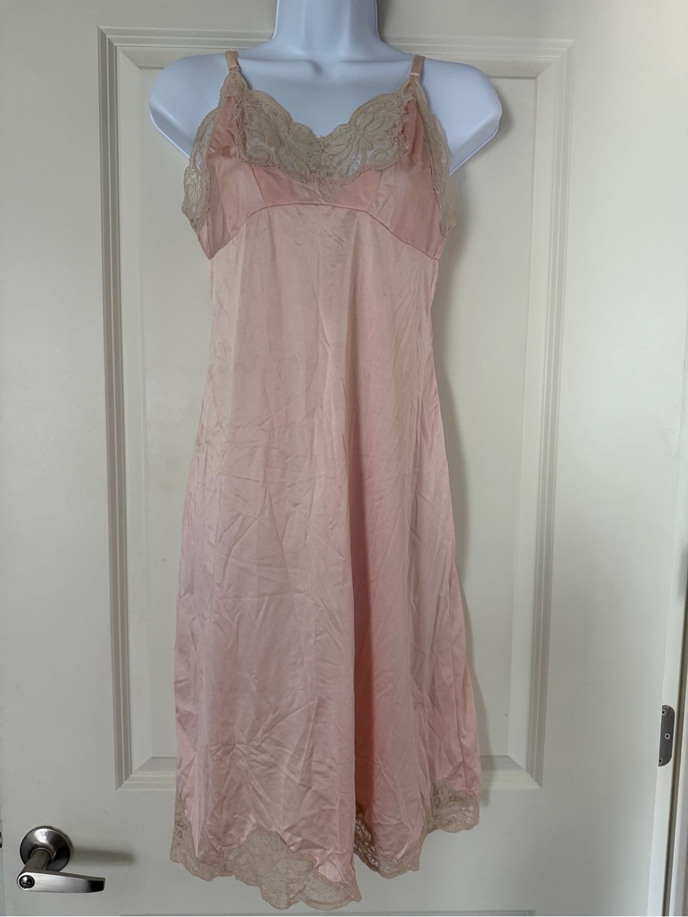 🎀 Vintage Wonder Maid Pink Lace Full Slip Nightgown Coquette Lingerie